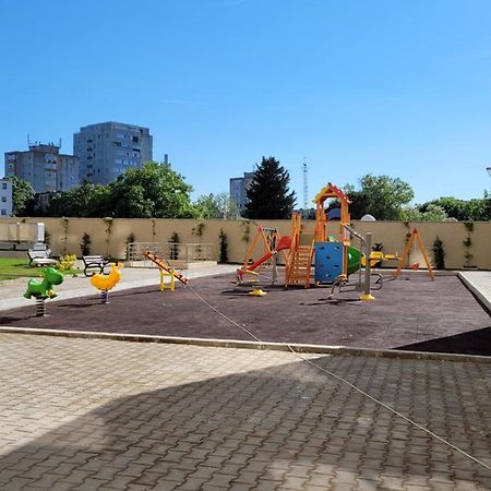 Dream Studio Constanta Bagian luar foto